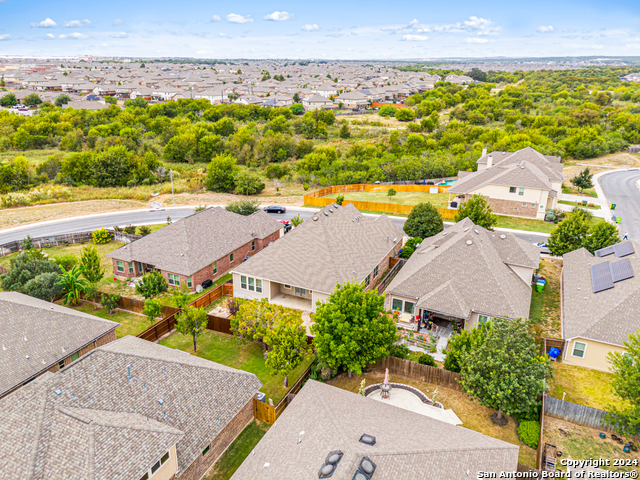 8914 High Br Property Photo 13