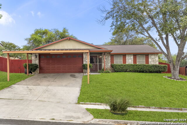 2042 Farmsville Dr Property Photo 1