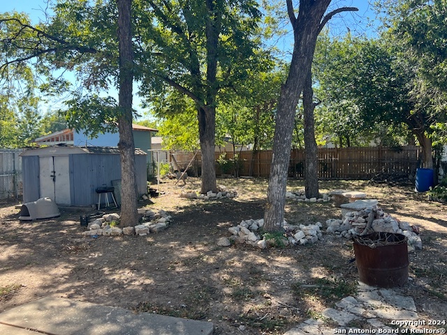 237 Juanita Ave Property Photo 5