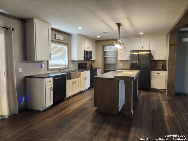 694 Las Palomas Property Photo 8