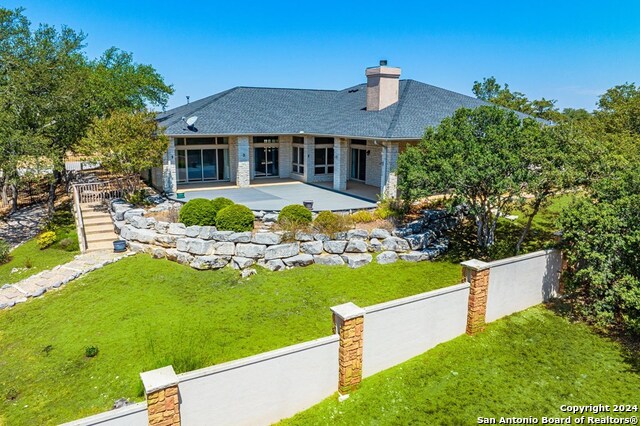 2029 Crown Ridge Property Photo 7