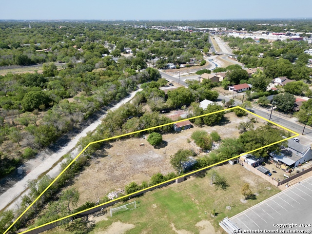 158 W Harding Blvd Property Photo 3
