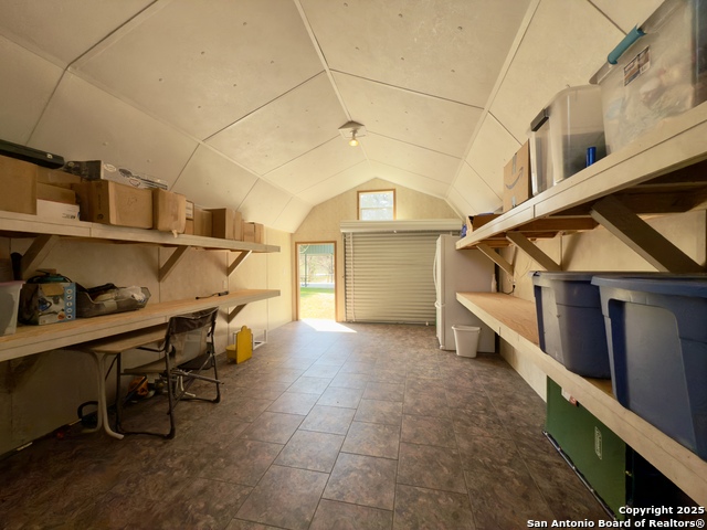 105 & 107 Wagonwheel Cir Property Photo 21