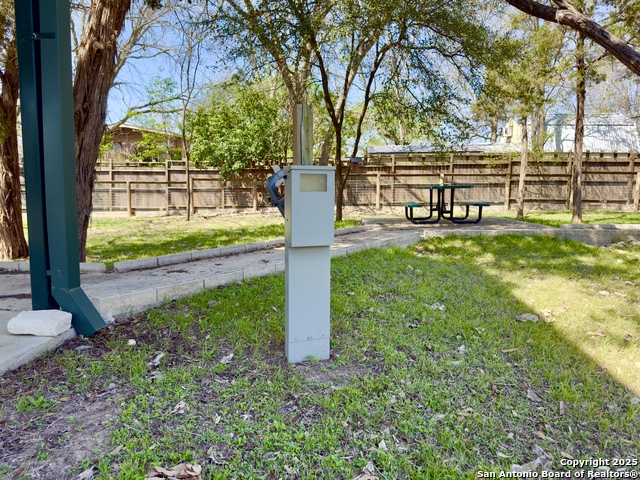 105 & 107 Wagonwheel Cir Property Photo 22