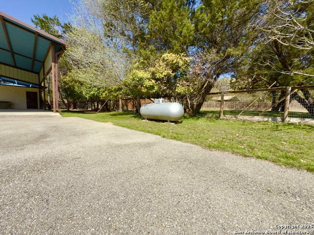 105 & 107 Wagonwheel Cir Property Photo 25