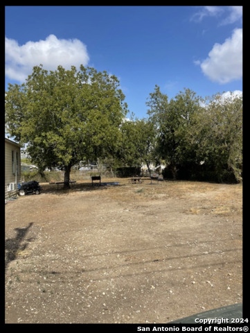 543 Westfall Ave Property Photo 6