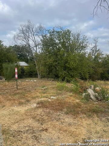 215 Anderson Ave Property Photo 7