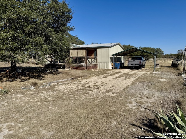 320 Sky Harbor Property Photo 5