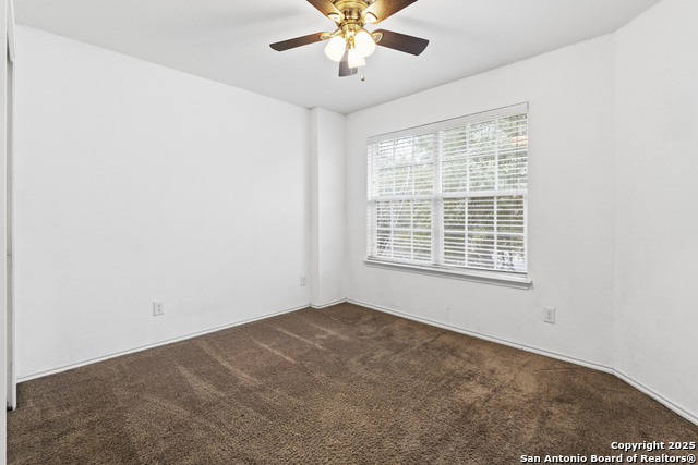 6834 Civilian Property Photo 27