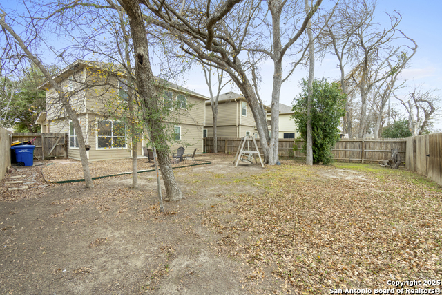 6834 Civilian Property Photo 31