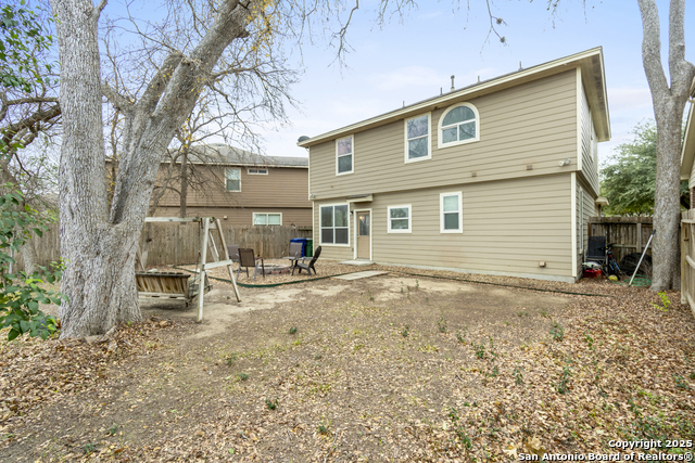 6834 Civilian Property Photo 32