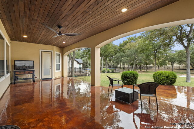 8415 Wild Wind Park Property Photo 32