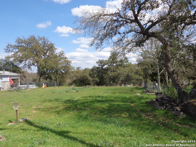 1011 Canyon Springs Dr Property Photo 6