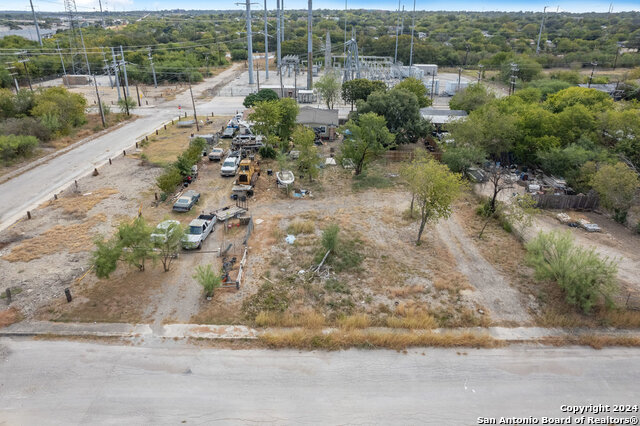6004 Rotary Property Photo 2