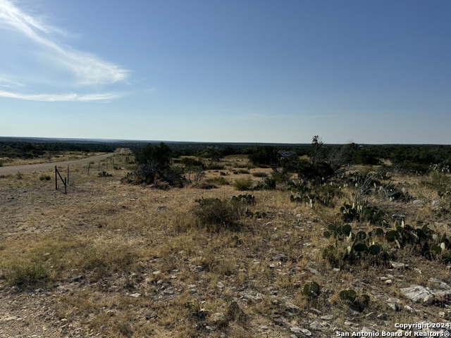 00 High Lonesome Rd Property Photo 2