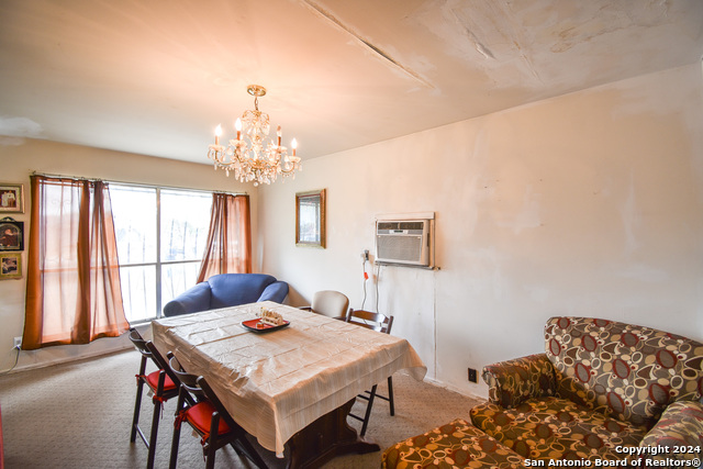 331 W Formosa Blvd Property Photo 4