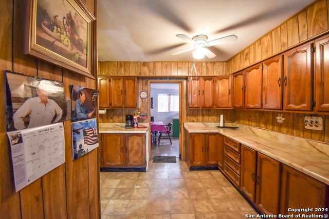 331 W Formosa Blvd Property Photo 7