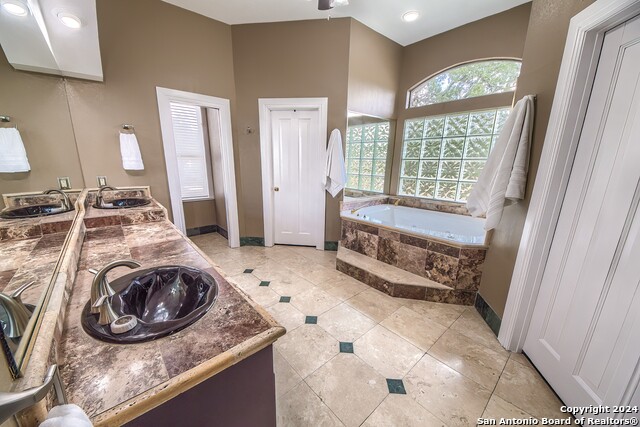 25040 Black Crk Property Photo 26