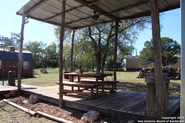 392 Private Road 1512 Property Photo 3