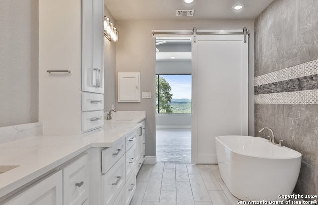 732 Salt Grass Trail Property Photo 17