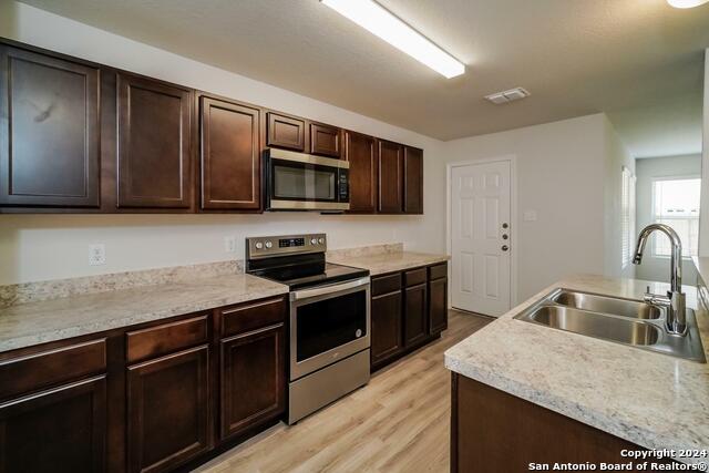 10510 Apple Pie Road Property Photo 4
