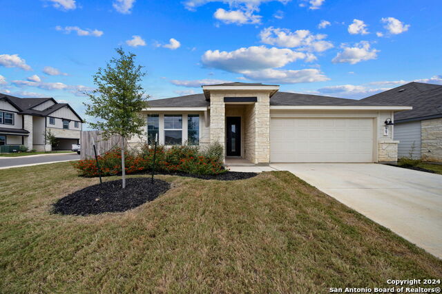 967 Black Horse Property Photo 1