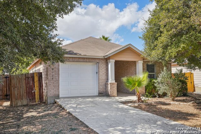2115 Clear Ct Property Photo