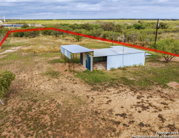 241 Pullins Rd Property Photo 2