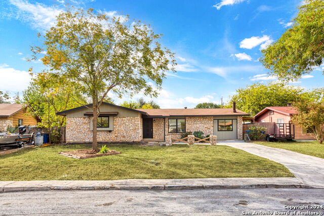 5242 Coral Mist Property Photo