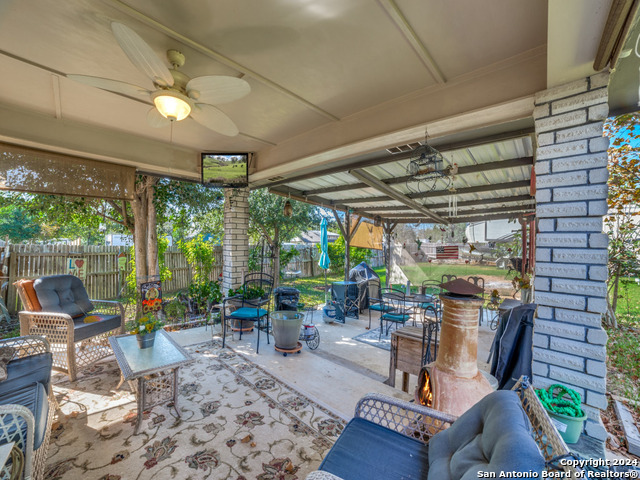 403 Hackberry Property Photo 1