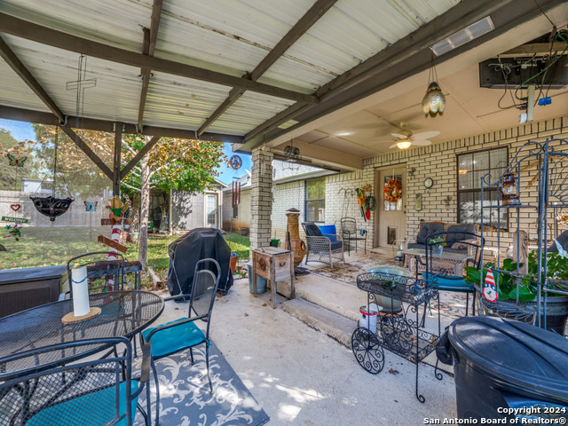 403 Hackberry Property Photo 21