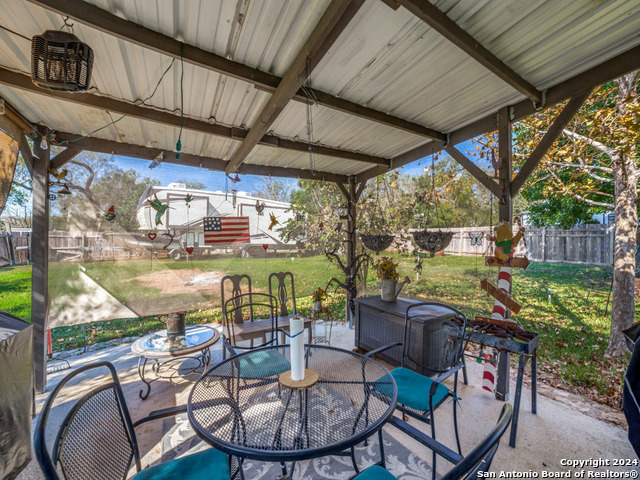 403 Hackberry Property Photo 22