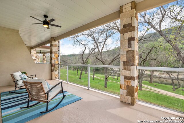 540 River Run Property Photo 25