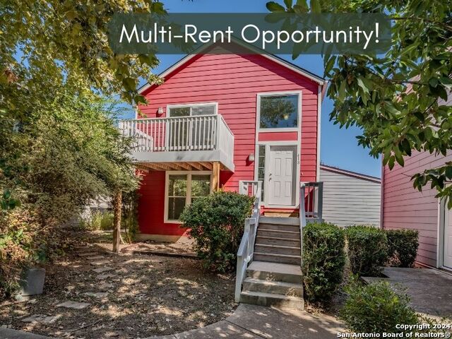 418 Shadowpoint Property Photo