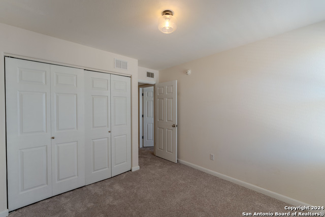 418 Shadowpoint Property Photo 20