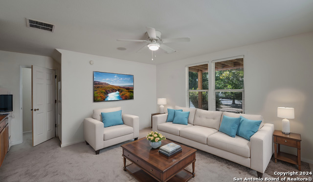 418 Shadowpoint Property Photo 23