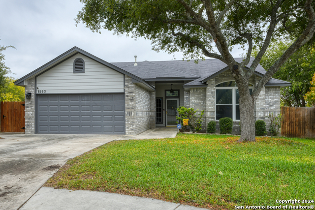 6163 HERITAGE PLACE DR Property Photo 1