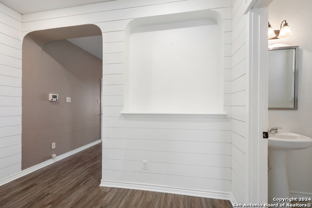 671 Pebble Bend Property Photo 11