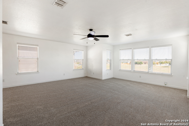 671 Pebble Bend Property Photo 24