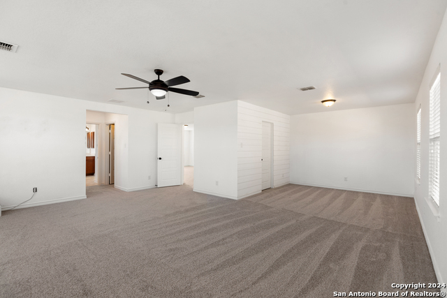 671 Pebble Bend Property Photo 26