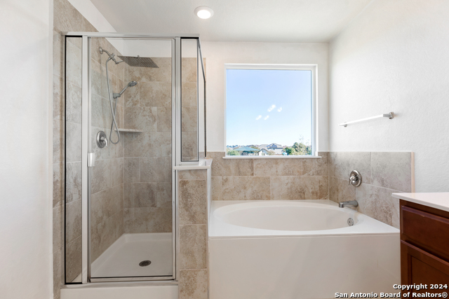 671 Pebble Bend Property Photo 29