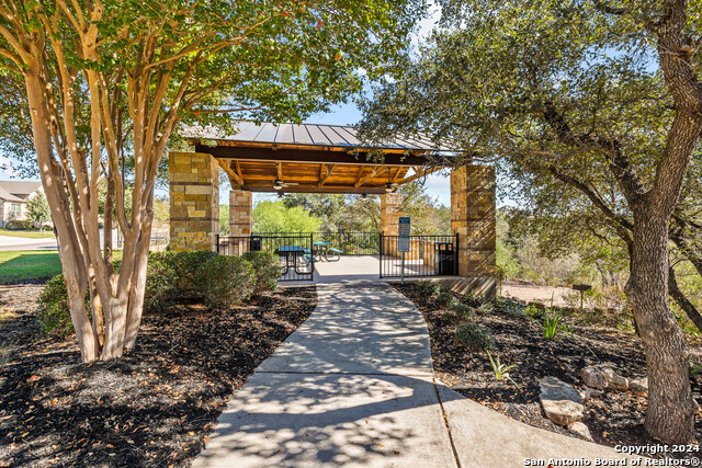 1202 Creek Cyn Property Photo 7