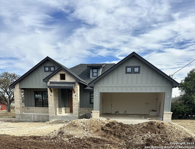 260 Glenvalley Circle Property Photo 1