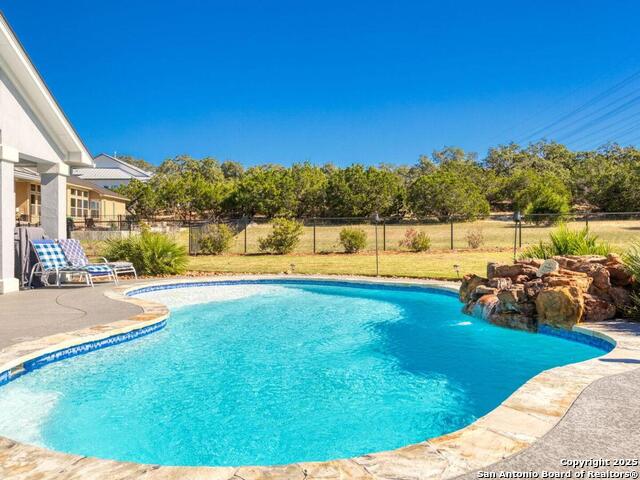 795 Maximino Ridge Rd Property Photo 4