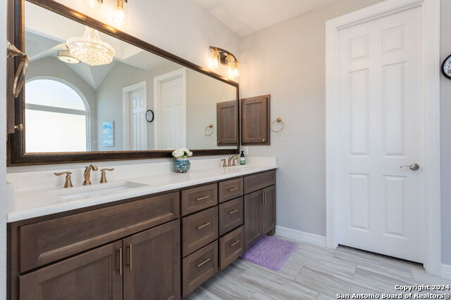 795 Maximino Ridge Rd Property Photo 17