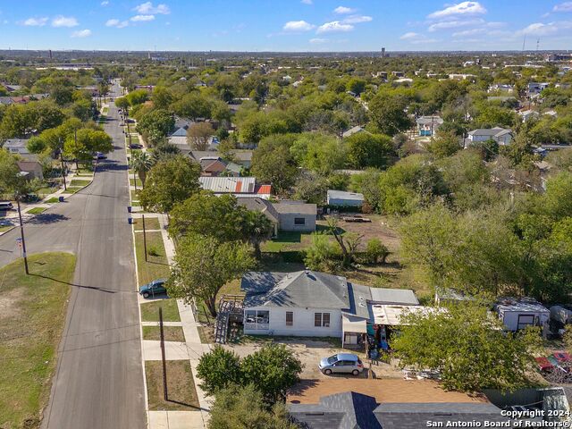 631 Aransas Ave Property Photo 13