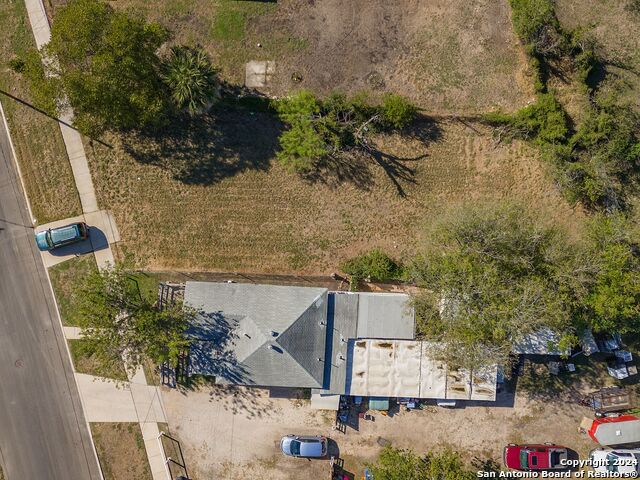631 Aransas Ave Property Photo 21