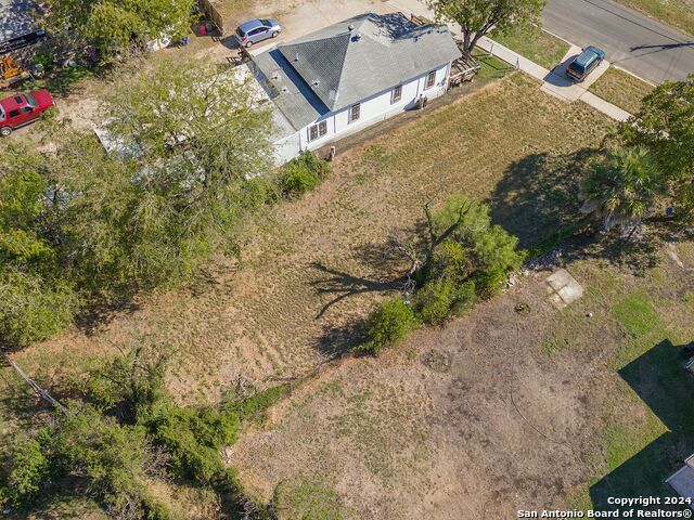 631 Aransas Ave Property Photo 23
