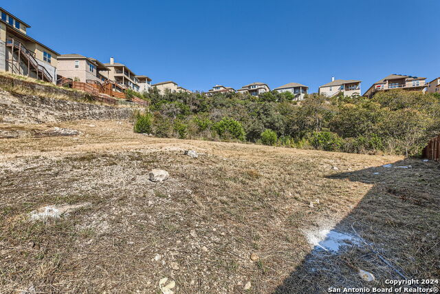 18947 Llano Ledge Property Photo 5