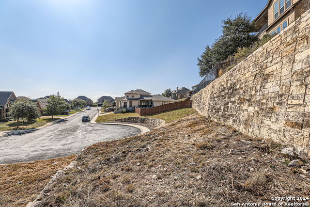 18947 Llano Ledge Property Photo 15